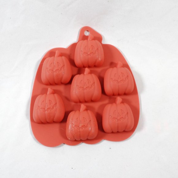 Halloween Silicone Mold Baking Candy Cooking Pumpkin Witch Hats - Picture 6 of 6